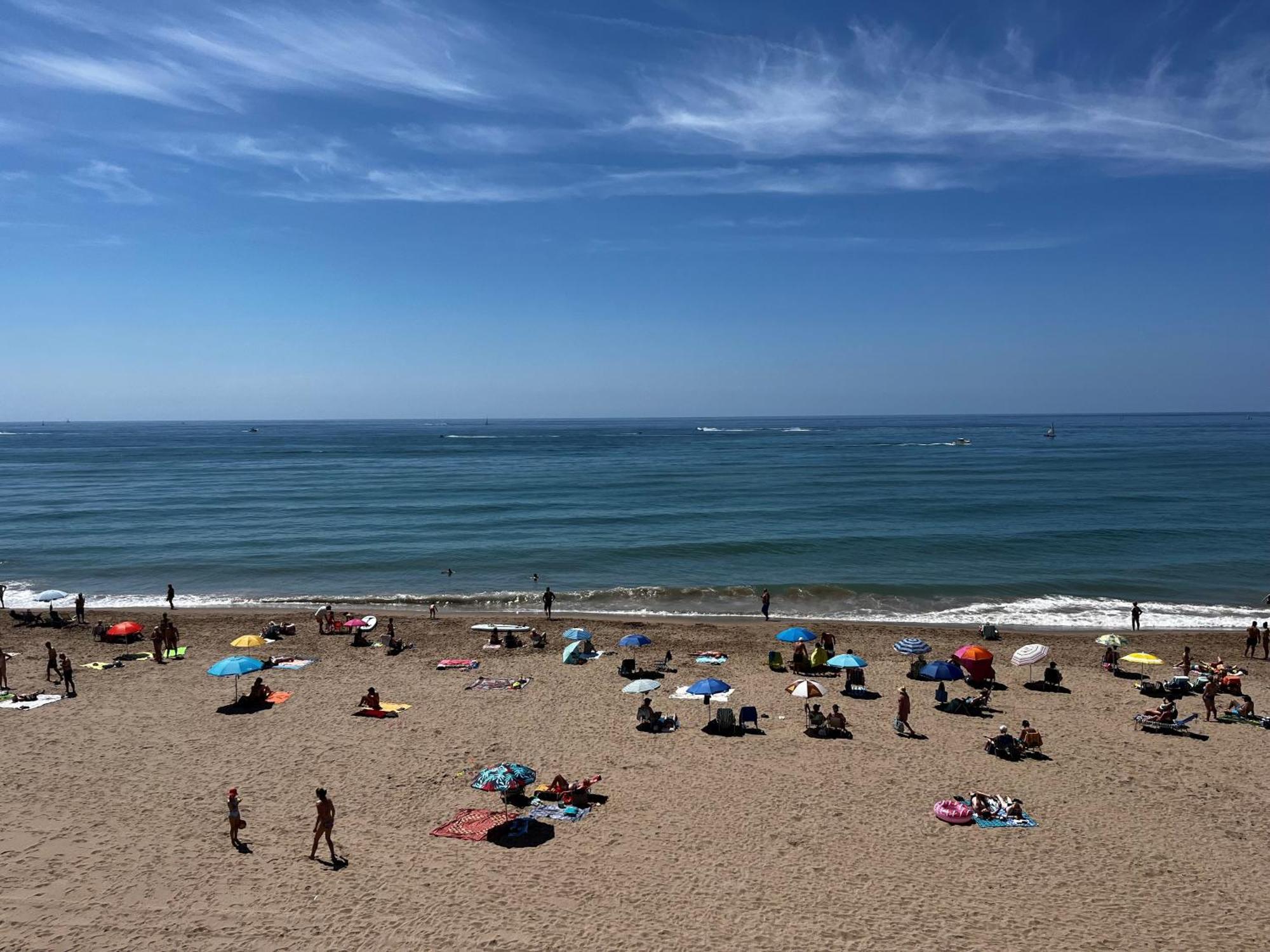 Acogedor Y Amplio Apartamento Familiar A Pie De Playa Calafell Eksteriør bilde