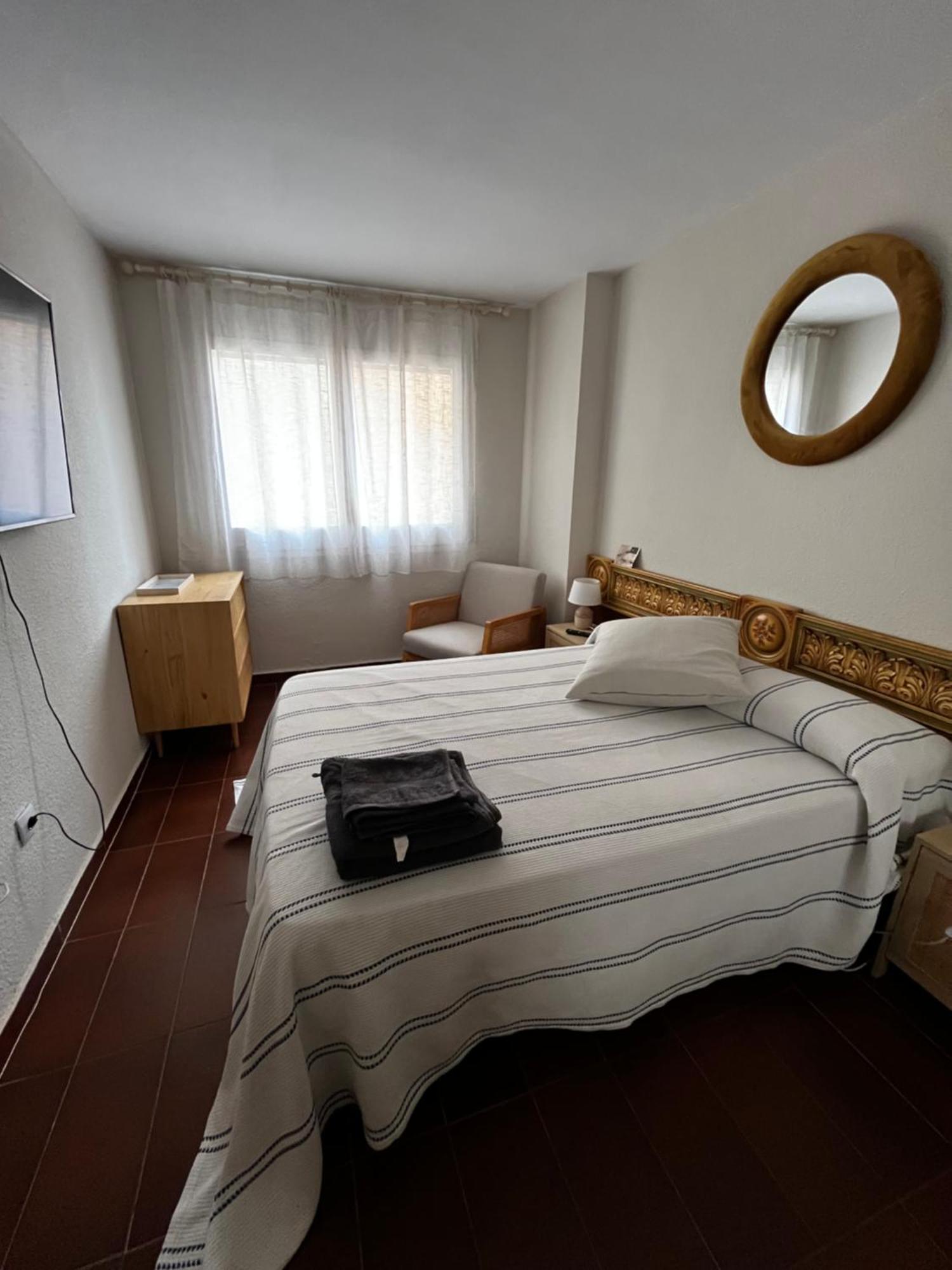 Acogedor Y Amplio Apartamento Familiar A Pie De Playa Calafell Eksteriør bilde