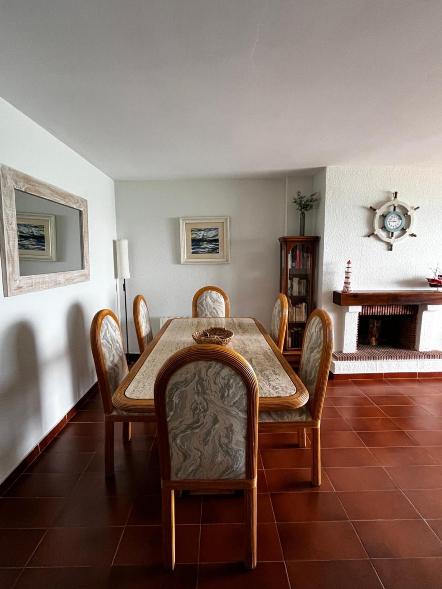 Acogedor Y Amplio Apartamento Familiar A Pie De Playa Calafell Eksteriør bilde