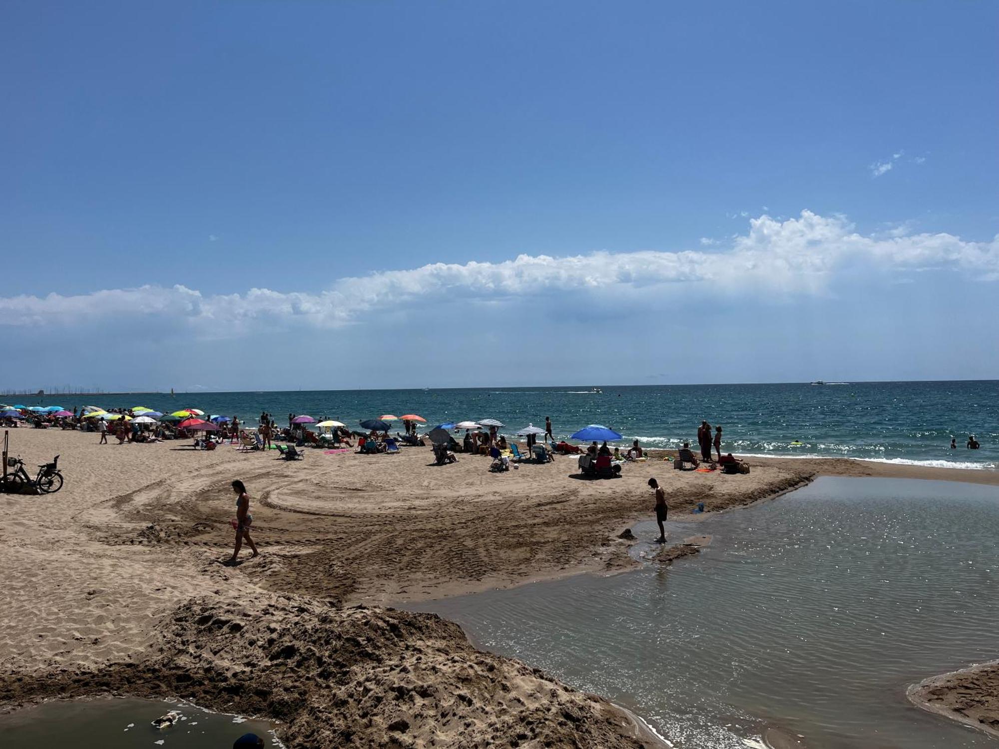 Acogedor Y Amplio Apartamento Familiar A Pie De Playa Calafell Eksteriør bilde